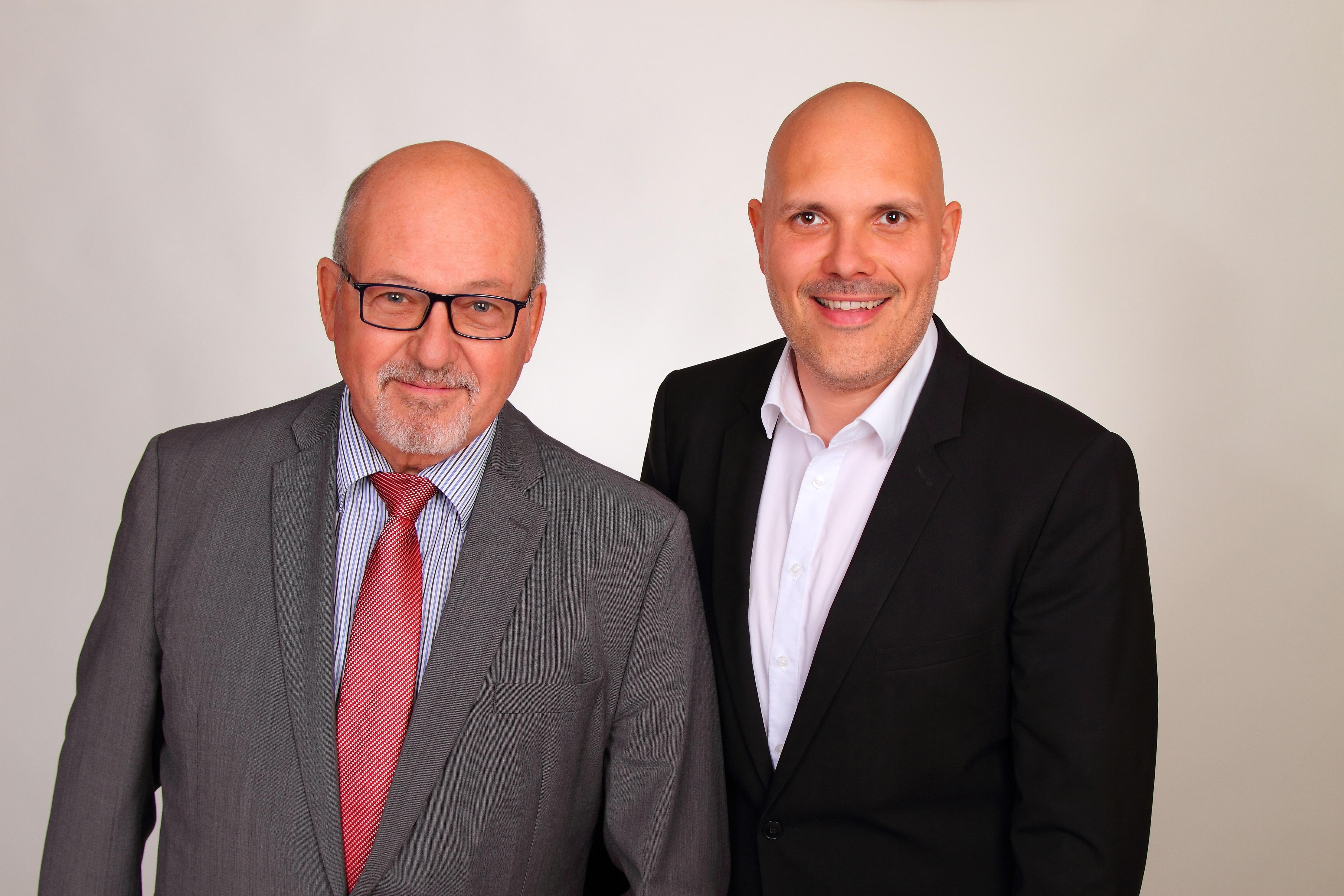 Regionaldirektoren Christian Prasser und Edgar Schultz